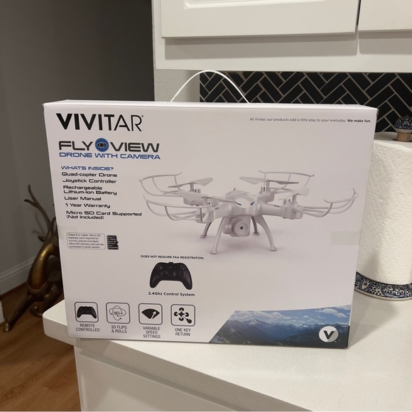 NWT VIVITAR DRONE - Picture 2 of 2